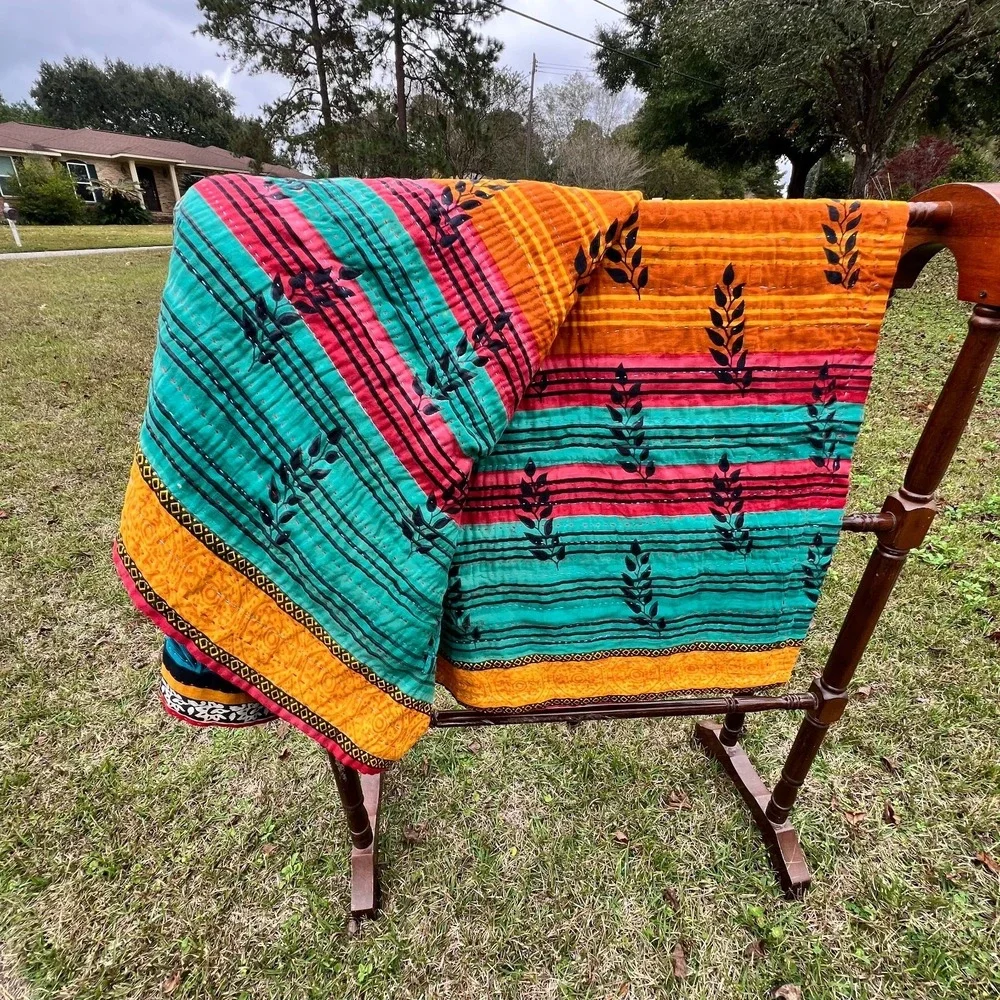 Sacred Sari Kantha Throw Handmade Bangladesh Floral Reversible Quilt 38x78